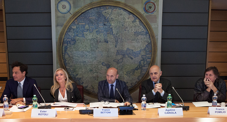 Conferenza stampa Campagna #Perunavoltapensoame