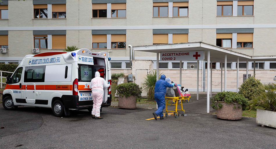 L'ingresso del Columbus Covid-2 Hospital