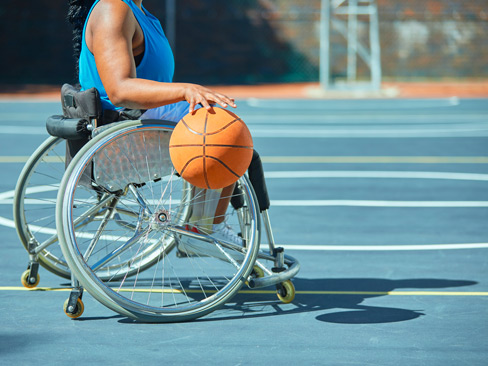 Immagine basket in carrozzina